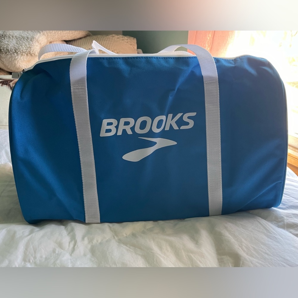 Brooks Small Gym Bag